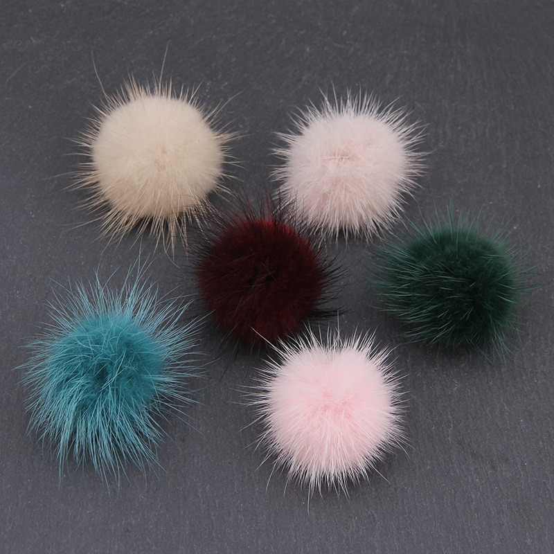 Men'S Style Formal Wear - Korean-style Pompom Brooch for Men and